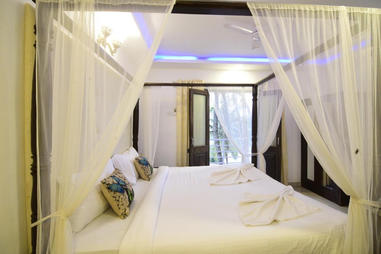 Amor By The Walk Stayss Morjim Exterior photo